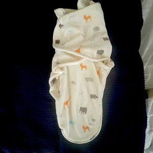 Beautiful super soft aden + anais swaddle in exotic animal print